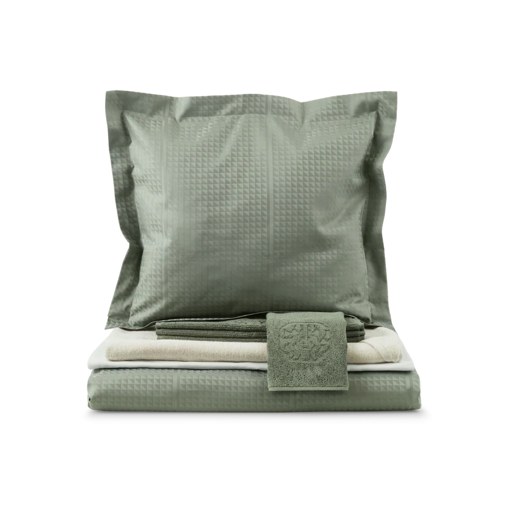 Facet Mineral Green